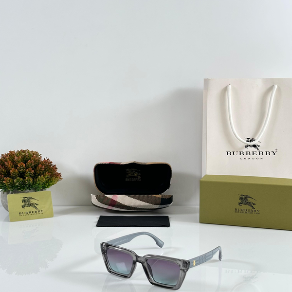 Burberry Sunglasses Rectangle Frame Grey Transparent