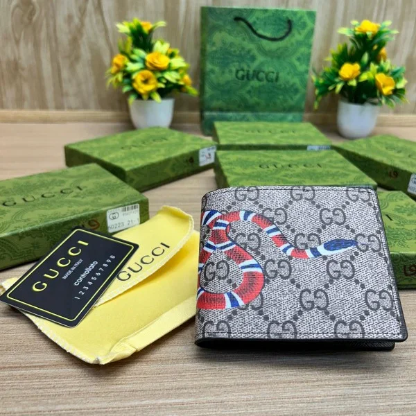 Gucci inspired wallet with snake print and branded gift box