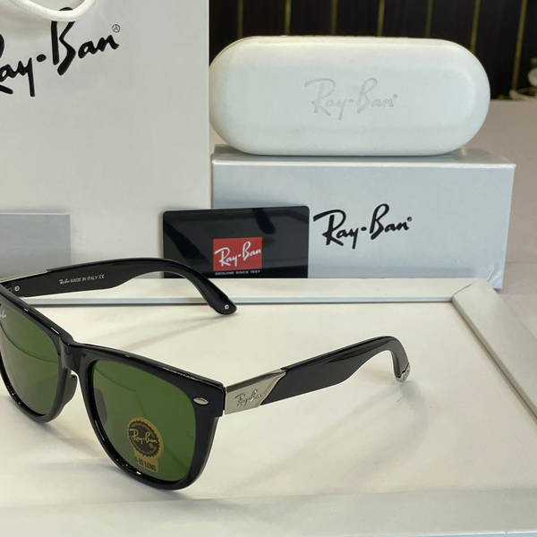 Ray-Ban Sunglasses Classic Square Black Frame Green Lens Silver Arms