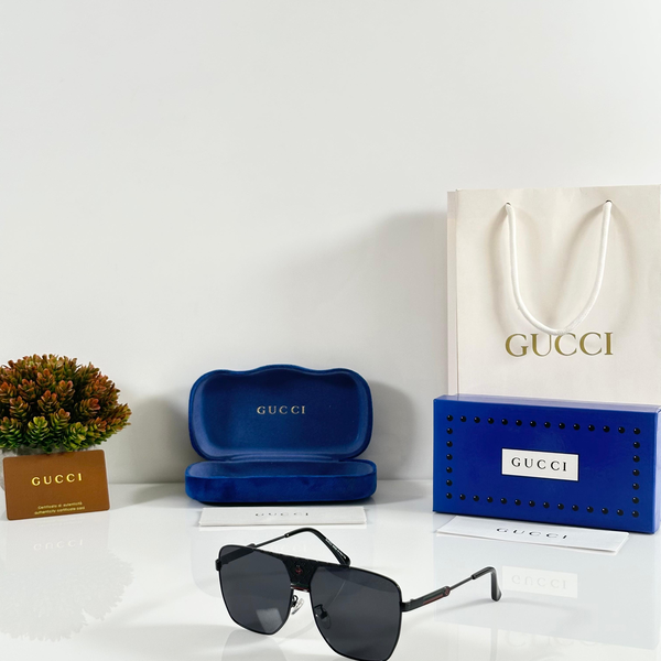 Gucci Sunglasses Square Black Frame Red Web Arms