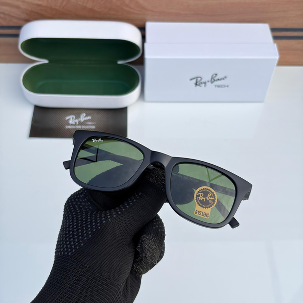 Ray-Ban Sunglasses Rectangular Matte Black Frame Green Lens