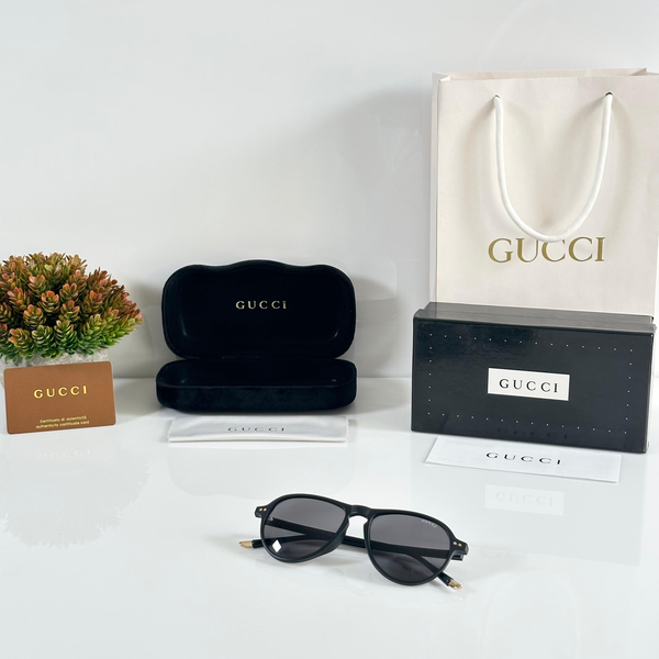 Gucci Sunglasses Aviator Style Gold Tip Black Frame